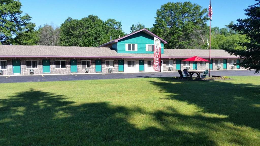 North Winds Lodge Prudenville 外观 照片